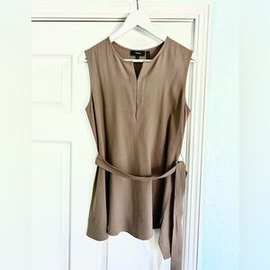 $285 NWT Desza Theory Sleeveless Crepe Top in Rosina Green, Small